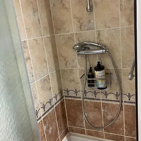 En De Standing Daire *